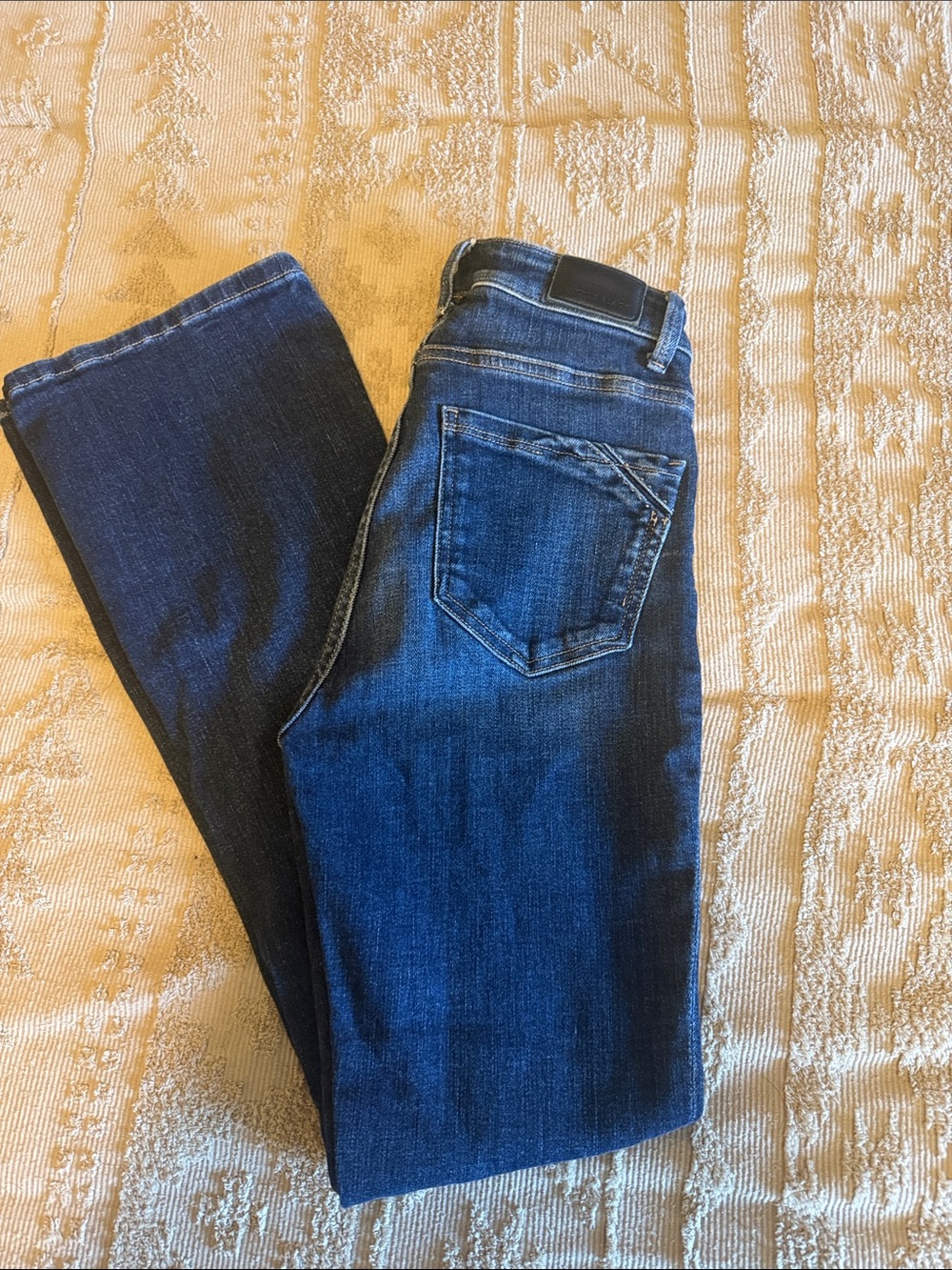 Buckle Women's Dark Blue Straight Leg Jeans